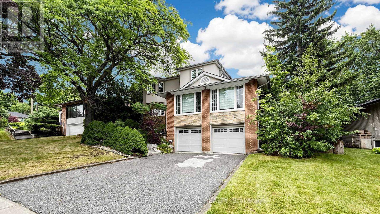 17 Valentine Drive, Toronto, Ontario  M3A 3J5 - Photo 2 - C13486520