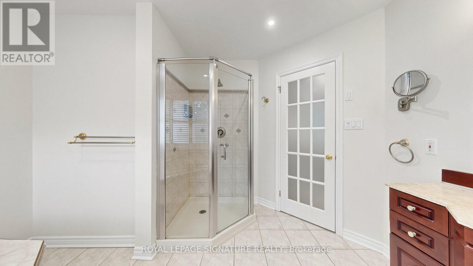 17 Valentine Drive, Toronto, Ontario  M3A 3J5 - Photo 37 - C13486520