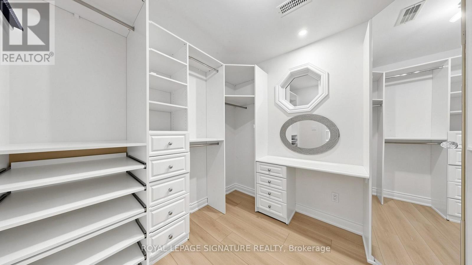 17 Valentine Drive, Toronto, Ontario  M3A 3J5 - Photo 34 - C13486520
