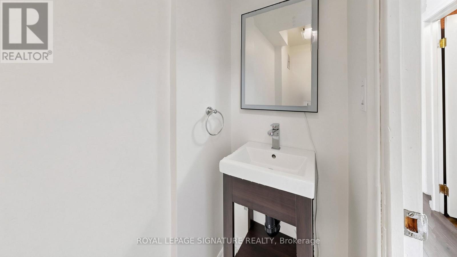 17 Valentine Drive, Toronto, Ontario  M3A 3J5 - Photo 45 - C13486520
