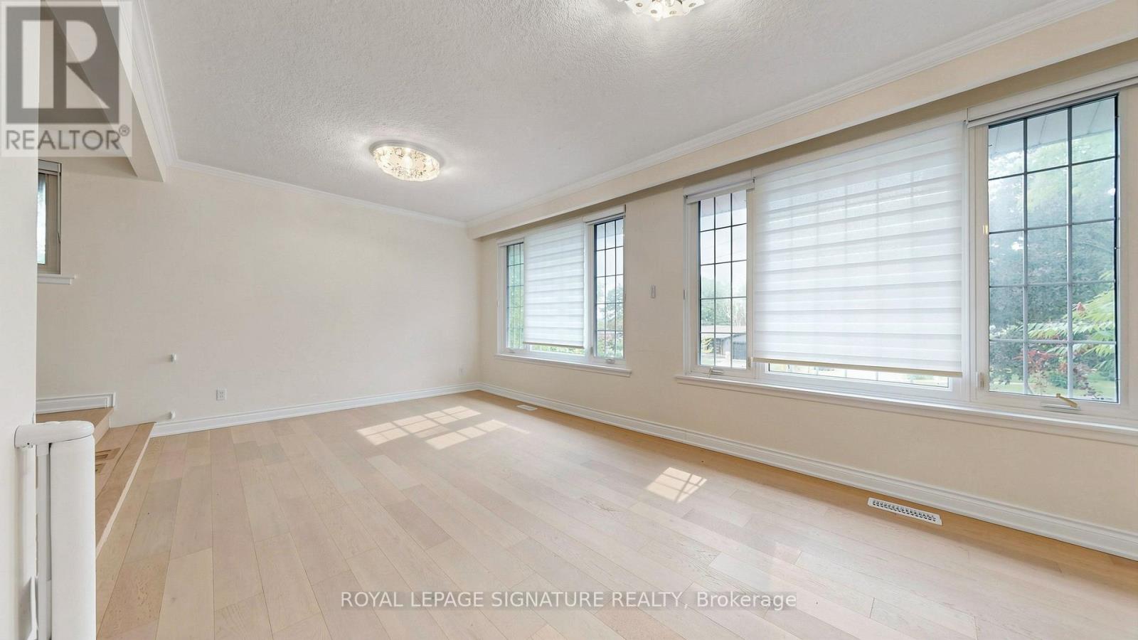 17 Valentine Drive, Toronto, Ontario  M3A 3J5 - Photo 5 - C13486520