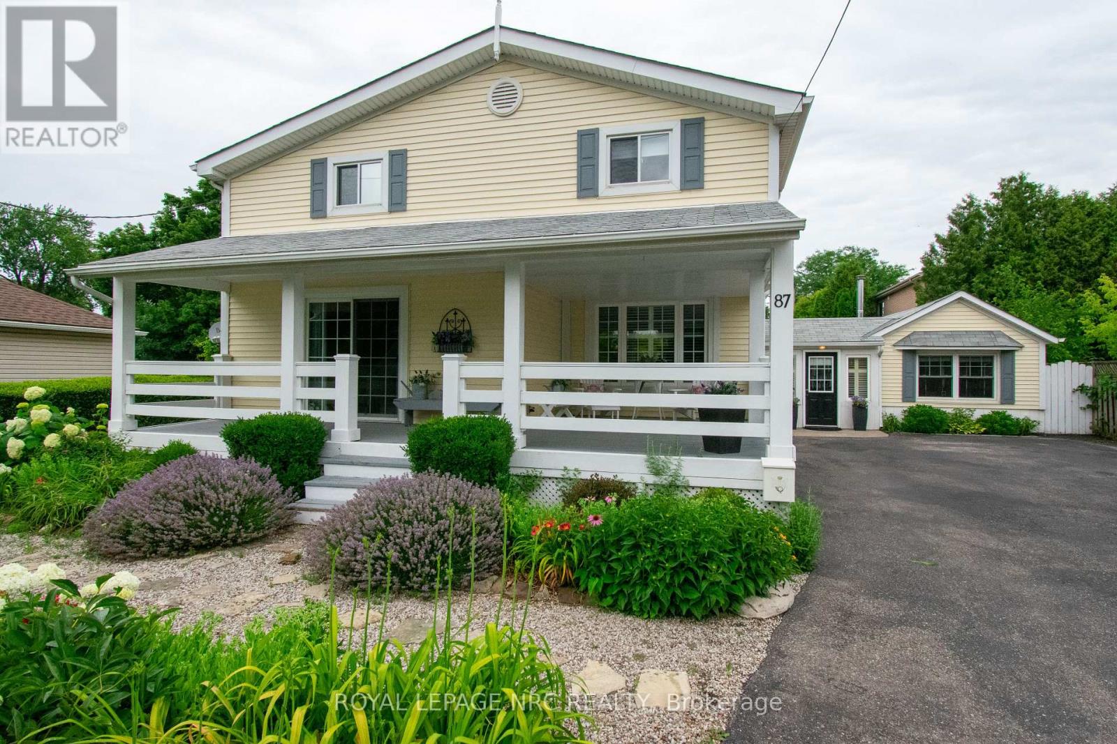 87 Lakeport Road N, St. Catharines, Ontario  L2N 4P9 - Photo 1 - X13525624