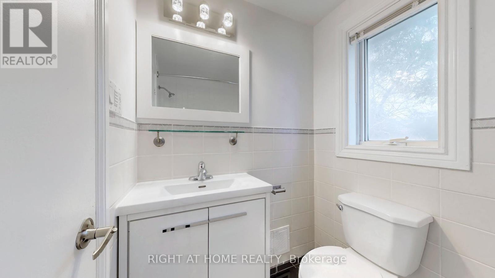 Main - 126 Celeste Drive, Toronto, Ontario  M1E 2V1 - Photo 19 - E13529572