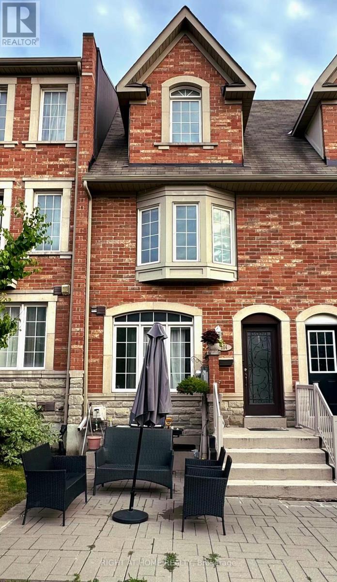 104 ODOARDO DI SANTO CIRCLE, Toronto, Ontario