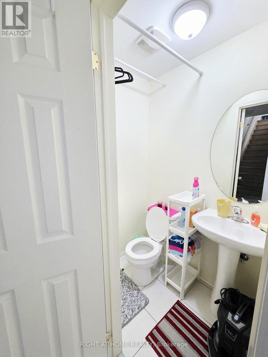 104 Odoardo Di Santo Circle, Toronto, Ontario  M3L 0E8 - Photo 8 - W13529574