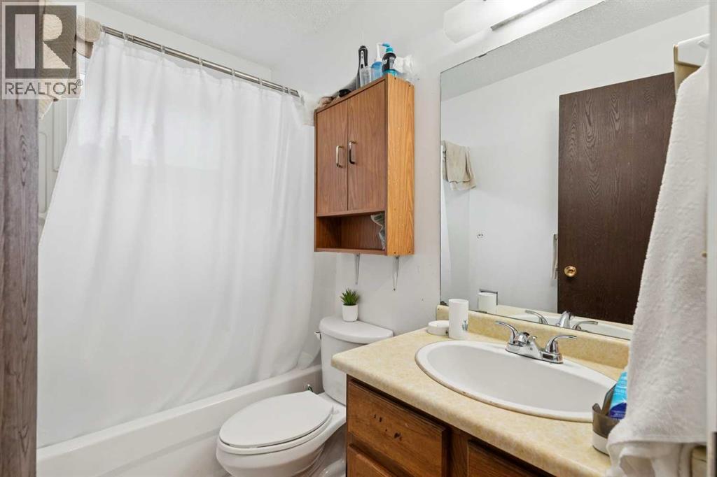 612 13 Avenue NE, Calgary, Alberta  T2E 1C6 - Photo 14 - A2326307