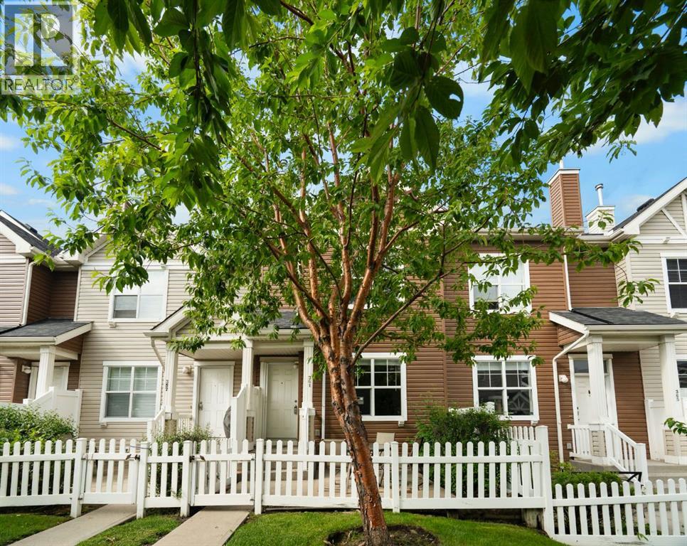 361 Elgin Gardens SE, Calgary, Alberta  T2Z 4T5 - Photo 2 - A2326404