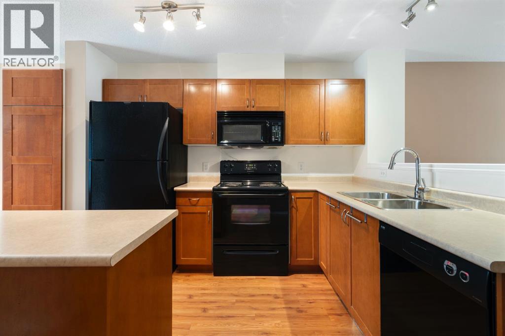 361 Elgin Gardens SE, Calgary, Alberta  T2Z 4T5 - Photo 10 - A2326404