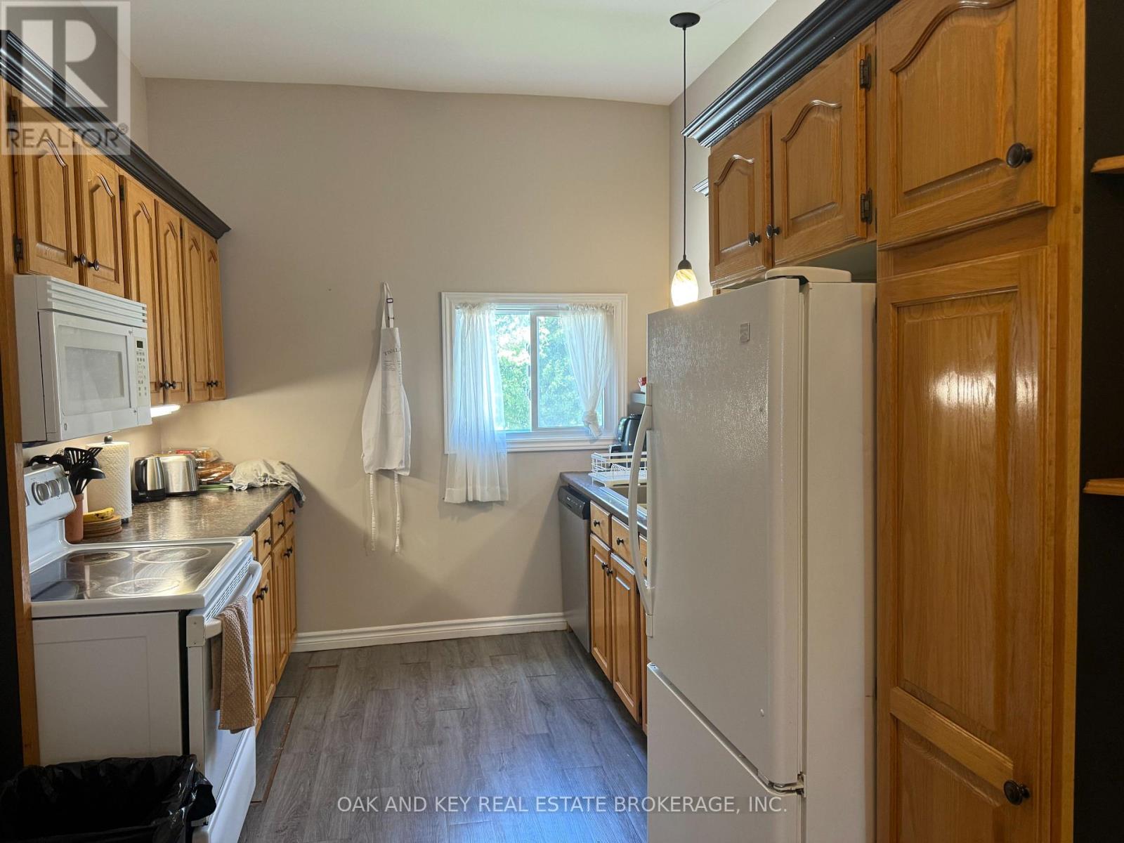 A - 18 Isabel Street, St. Thomas, Ontario N5R 3J7 - Photo 10 - X13529692