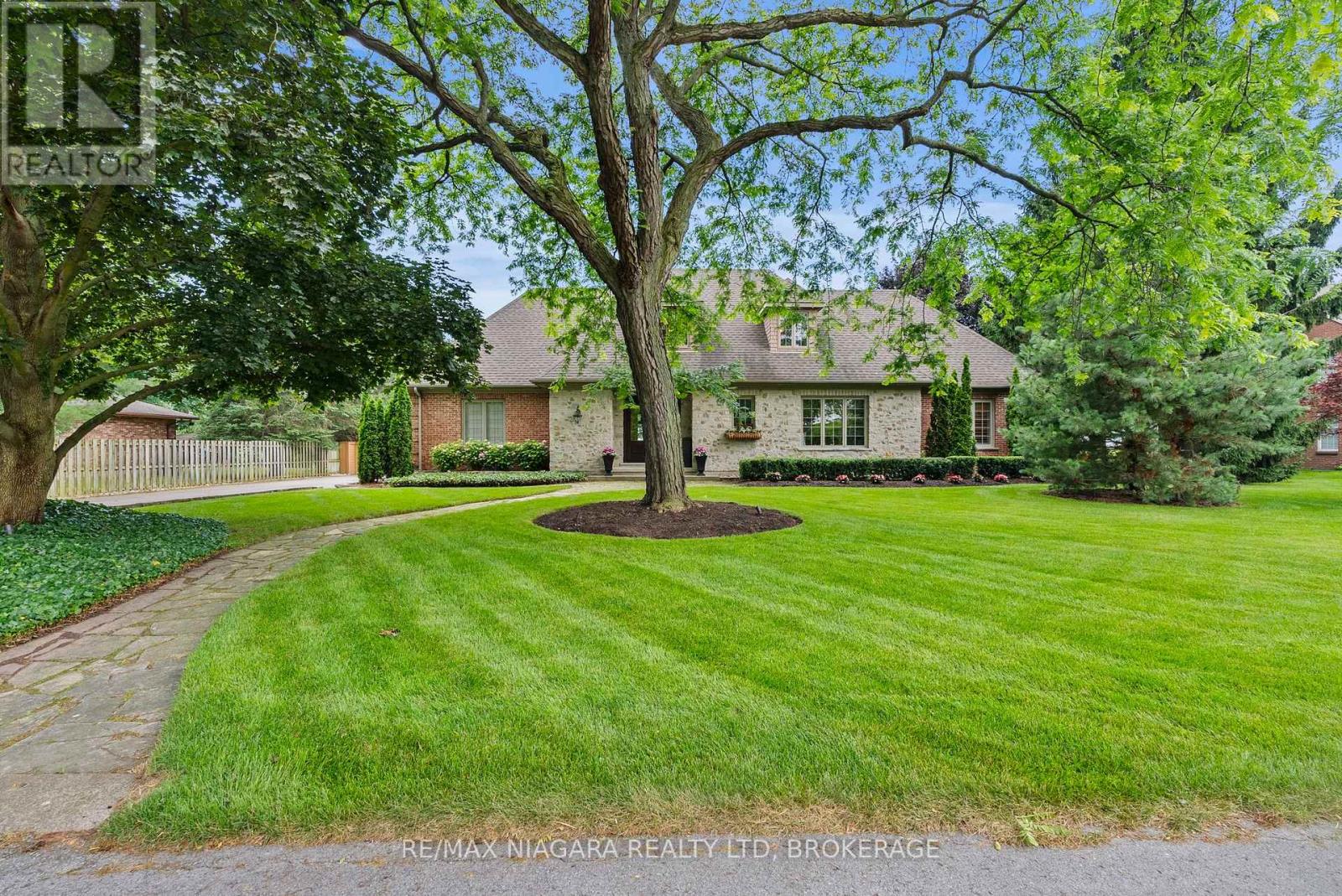 14690 Niagara Parkway, Niagara-On-The-Lake, Ontario  L0S 1J0 - Photo 2 - X13529778