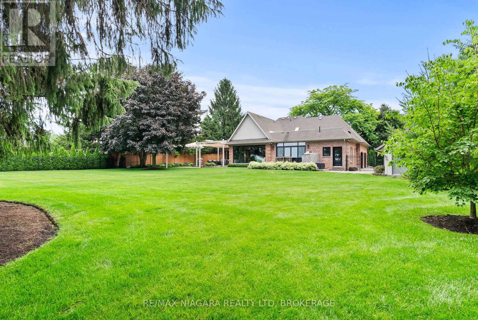 14690 Niagara Parkway, Niagara-On-The-Lake, Ontario  L0S 1J0 - Photo 44 - X13529778