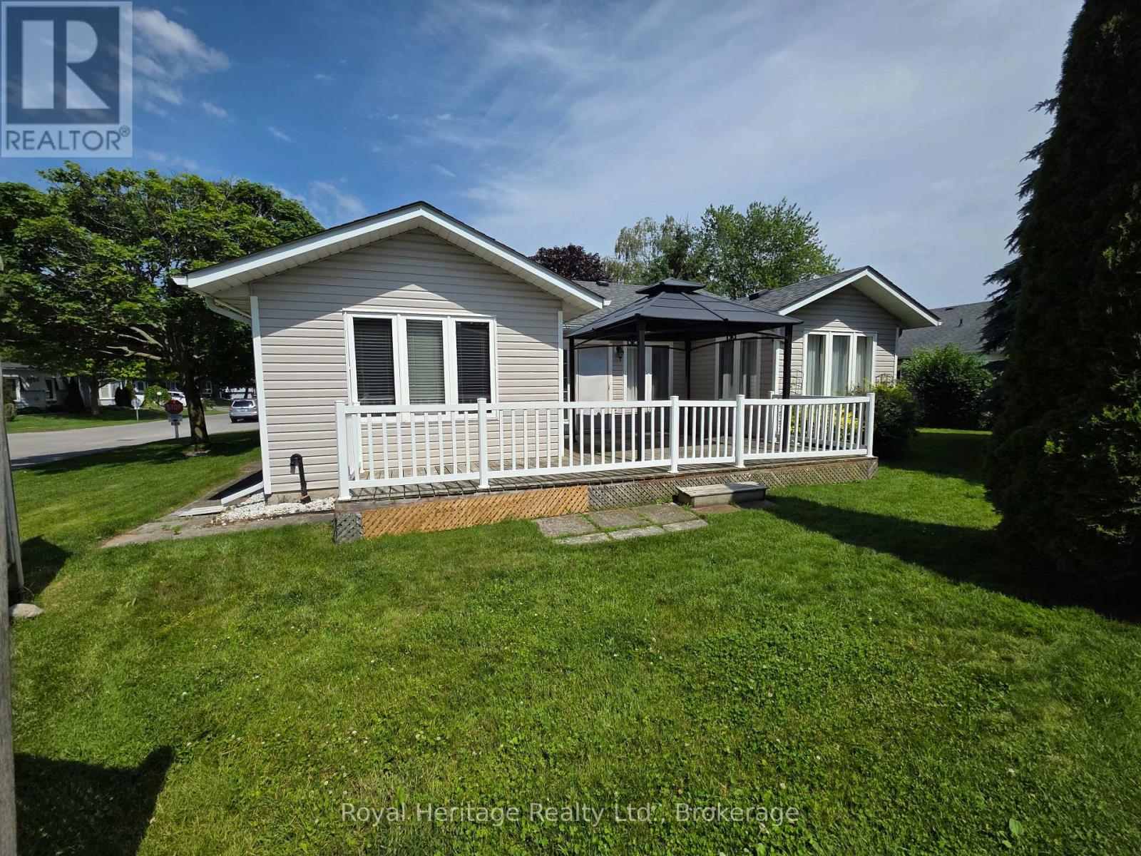 118 Bluffs Road, Clarington, Ontario  L1B 1A8 - Photo 25 - E13529694