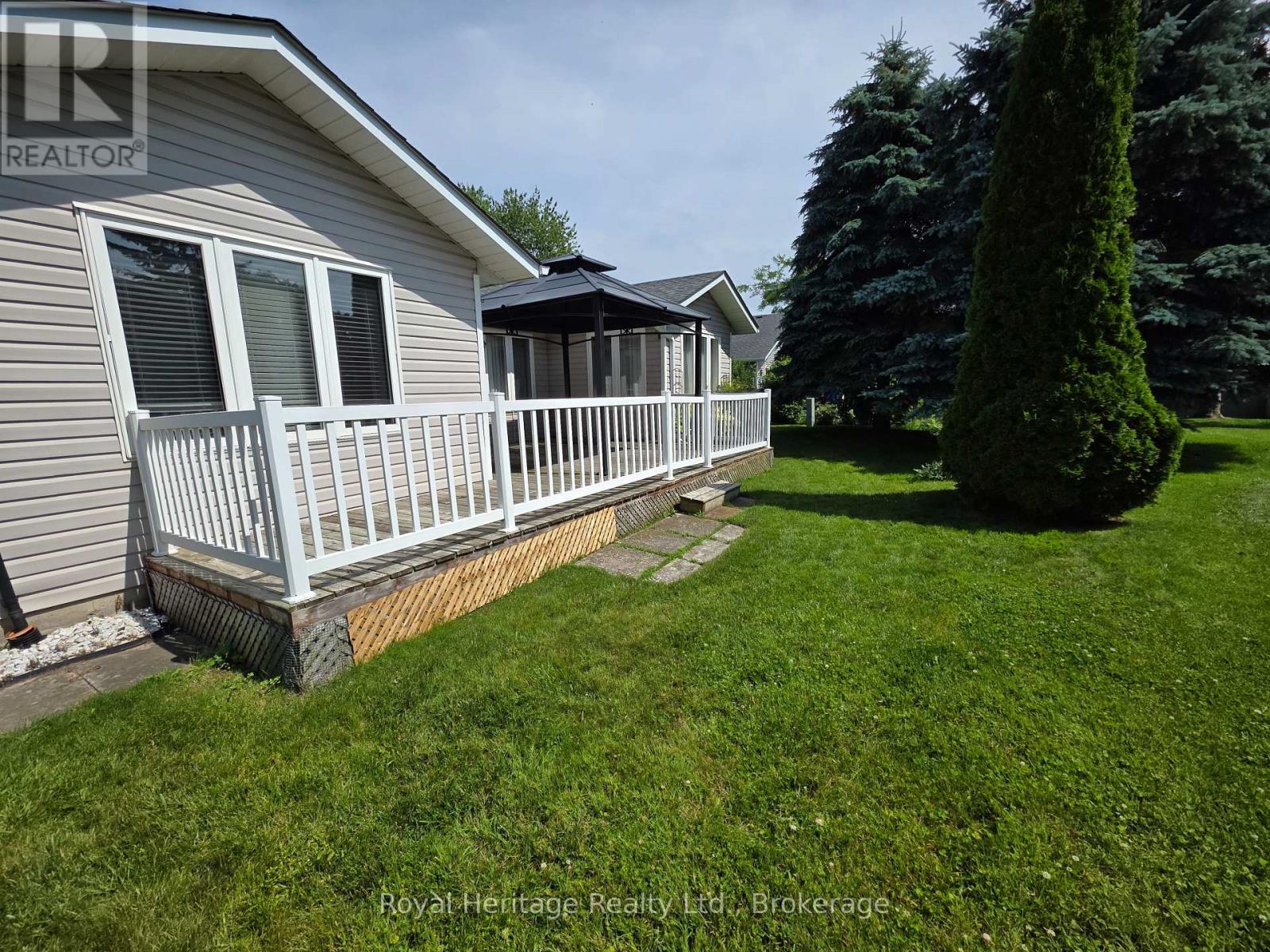 118 Bluffs Road, Clarington, Ontario  L1B 1A8 - Photo 26 - E13529694