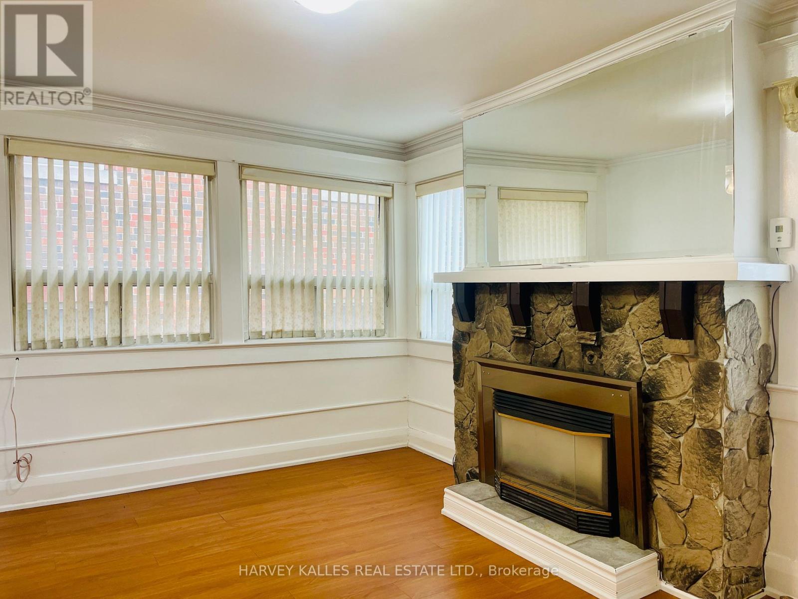 2nd Floor - 218 Heath Street W, Toronto, Ontario M5P 1N7 - Photo 11 - C13529658