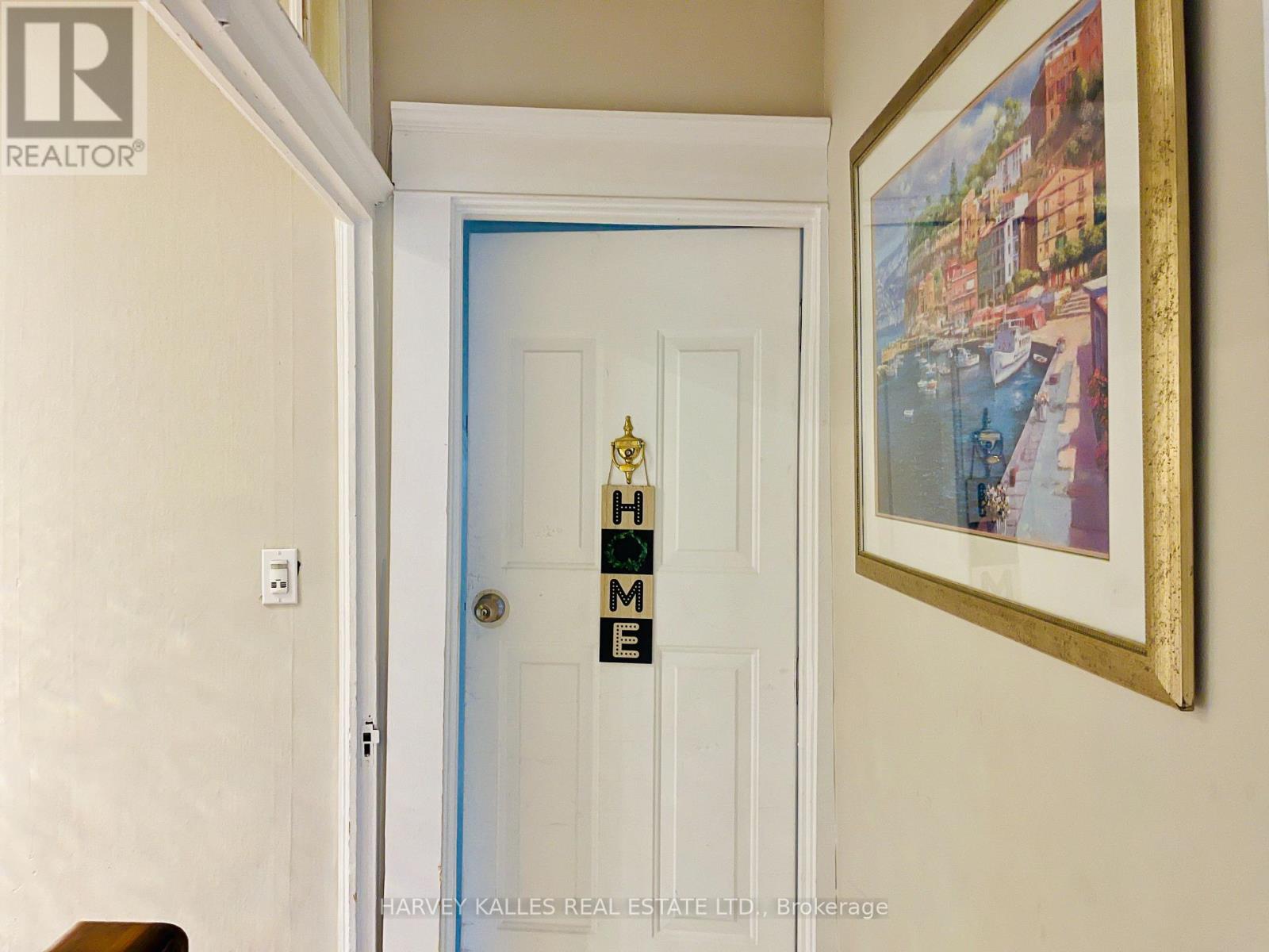 2nd Floor - 218 Heath Street W, Toronto, Ontario M5P 1N7 - Photo 4 - C13529658