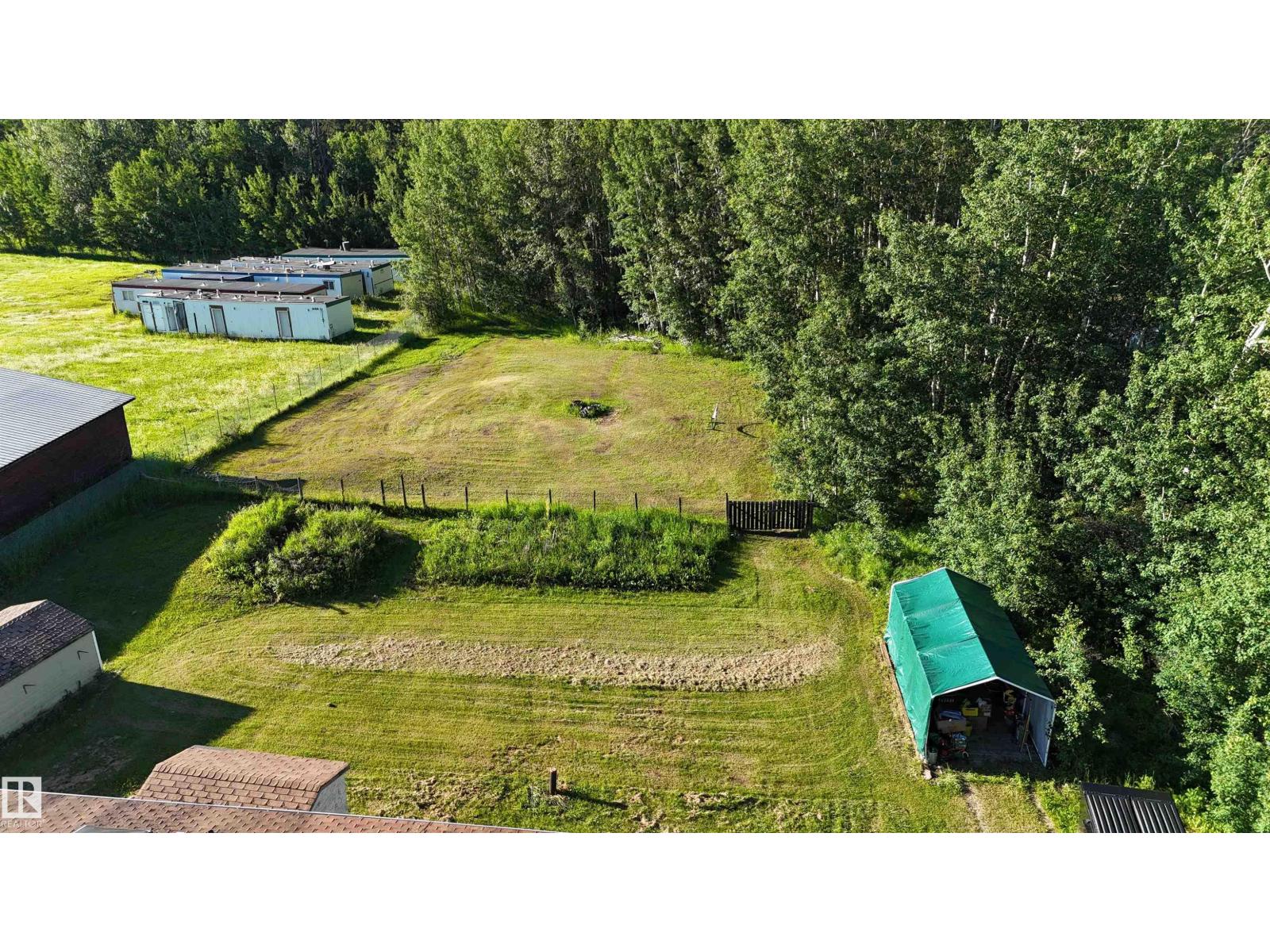 6118 Hwy 16, Rural Parkland County, Alberta  T0E 0W0 - Photo 2 - E4497366