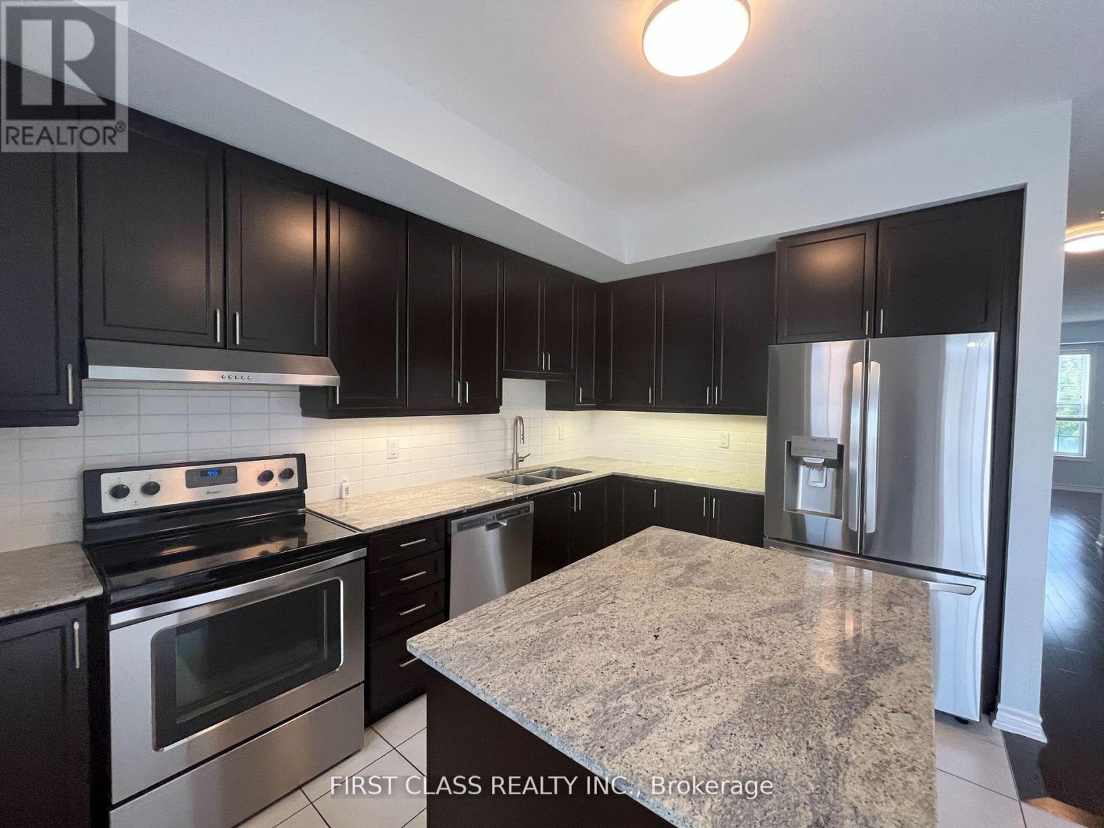 79 Anthony Roman Avenue, Markham, Ontario  L6C 0P2 - Photo 8 - N13529666