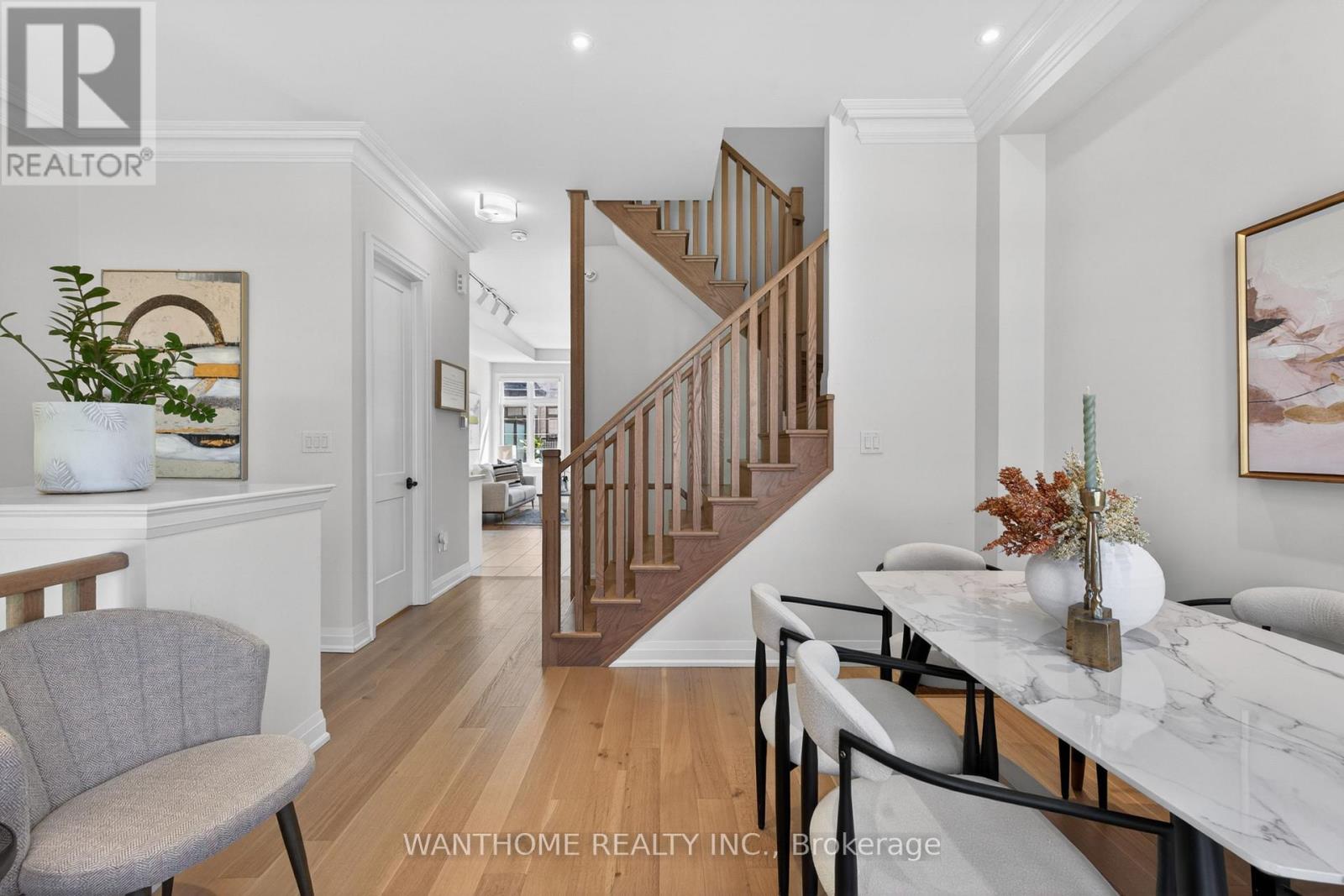 10 Abbey Hill Lane E, Markham, Ontario  L6C 3L5 - Photo 5 - N13529776
