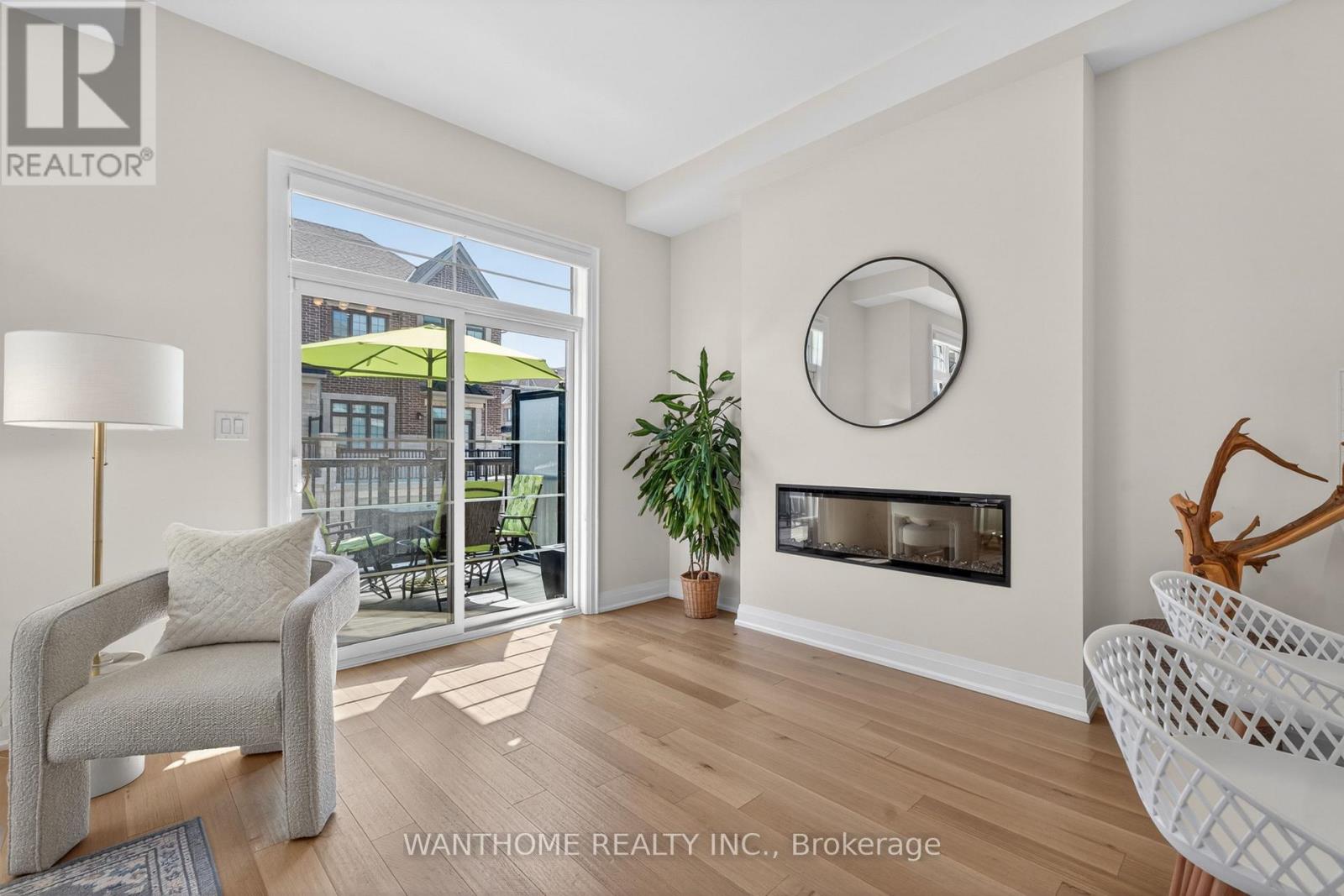 10 Abbey Hill Lane E, Markham, Ontario  L6C 3L5 - Photo 8 - N13529776