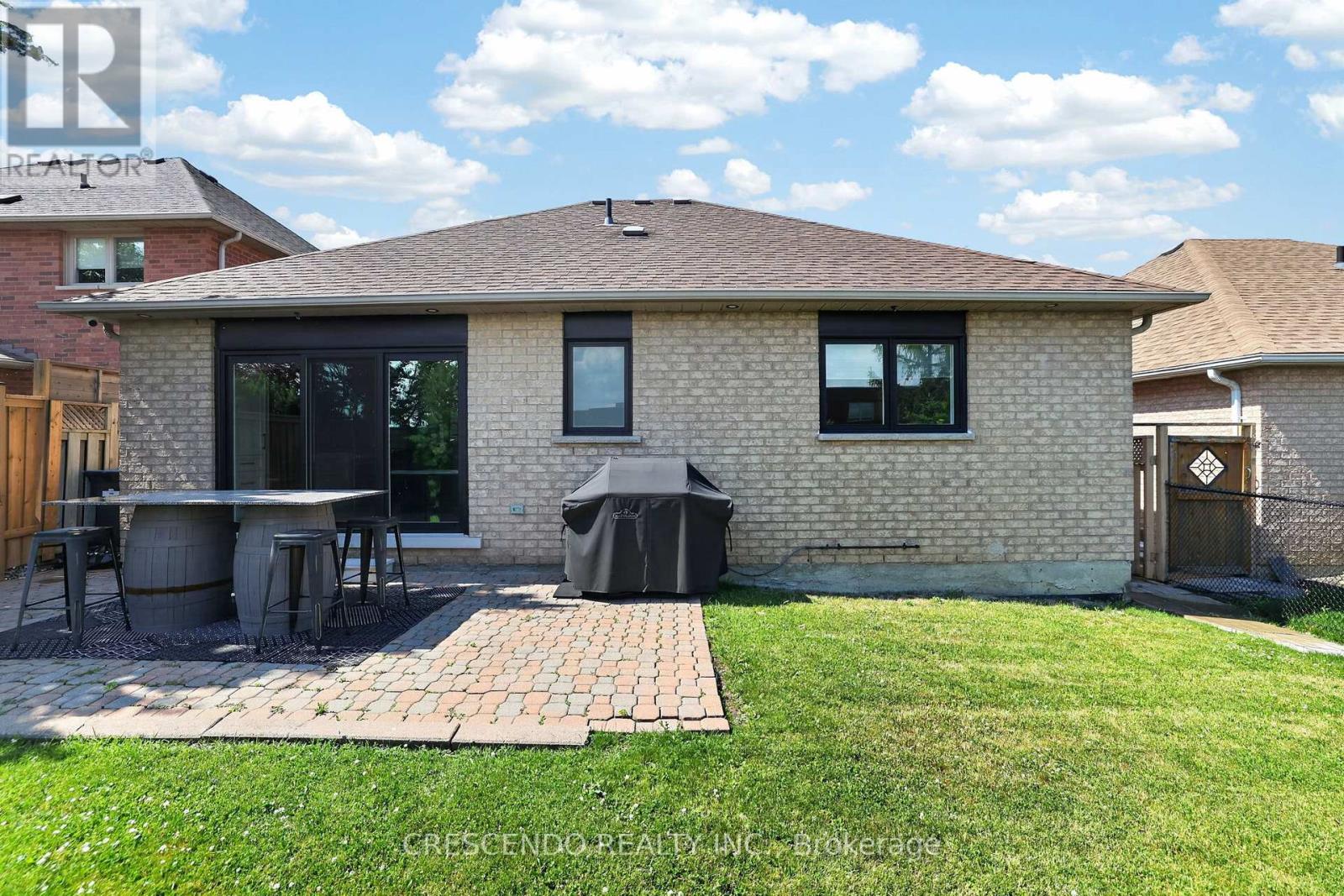 15 Southbury Manor Drive, Caledon, Ontario  L7E 1X7 - Photo 46 - W13529656