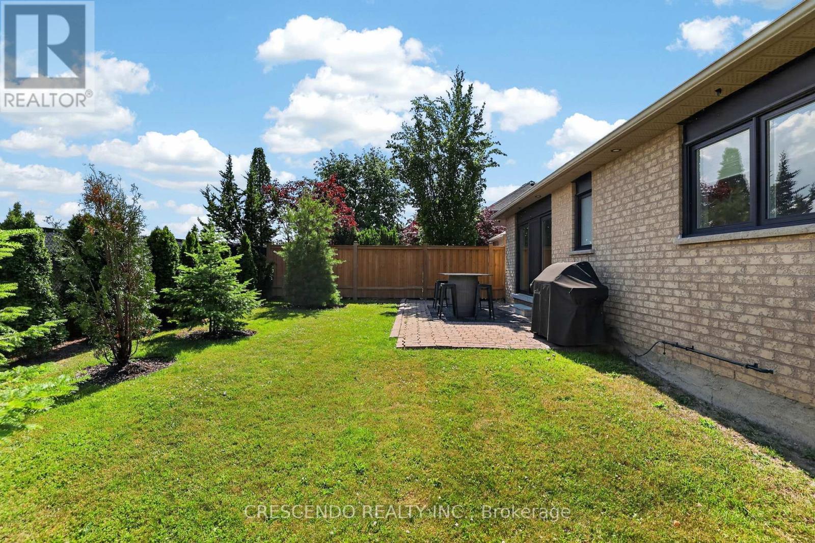 15 Southbury Manor Drive, Caledon, Ontario  L7E 1X7 - Photo 48 - W13529656