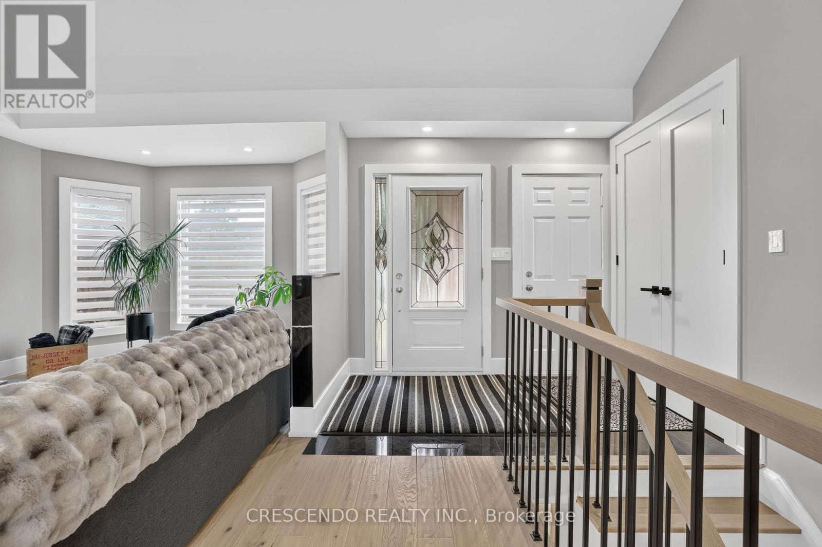 15 Southbury Manor Drive, Caledon, Ontario  L7E 1X7 - Photo 5 - W13529656