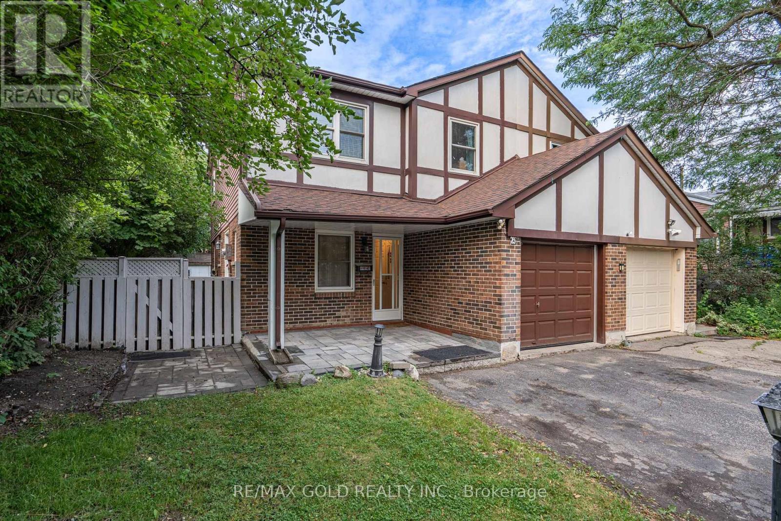 23 Judith Crescent, Brampton, Ontario L6S 3J3 - Photo 3 - W13529662