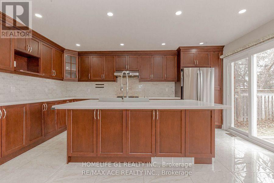 1319 Greenwood Crescent, Oakville, Ontario  L6J 6V7 - Photo 30 - W13529710