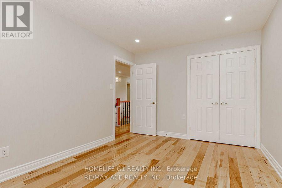 1319 Greenwood Crescent, Oakville, Ontario  L6J 6V7 - Photo 36 - W13529710