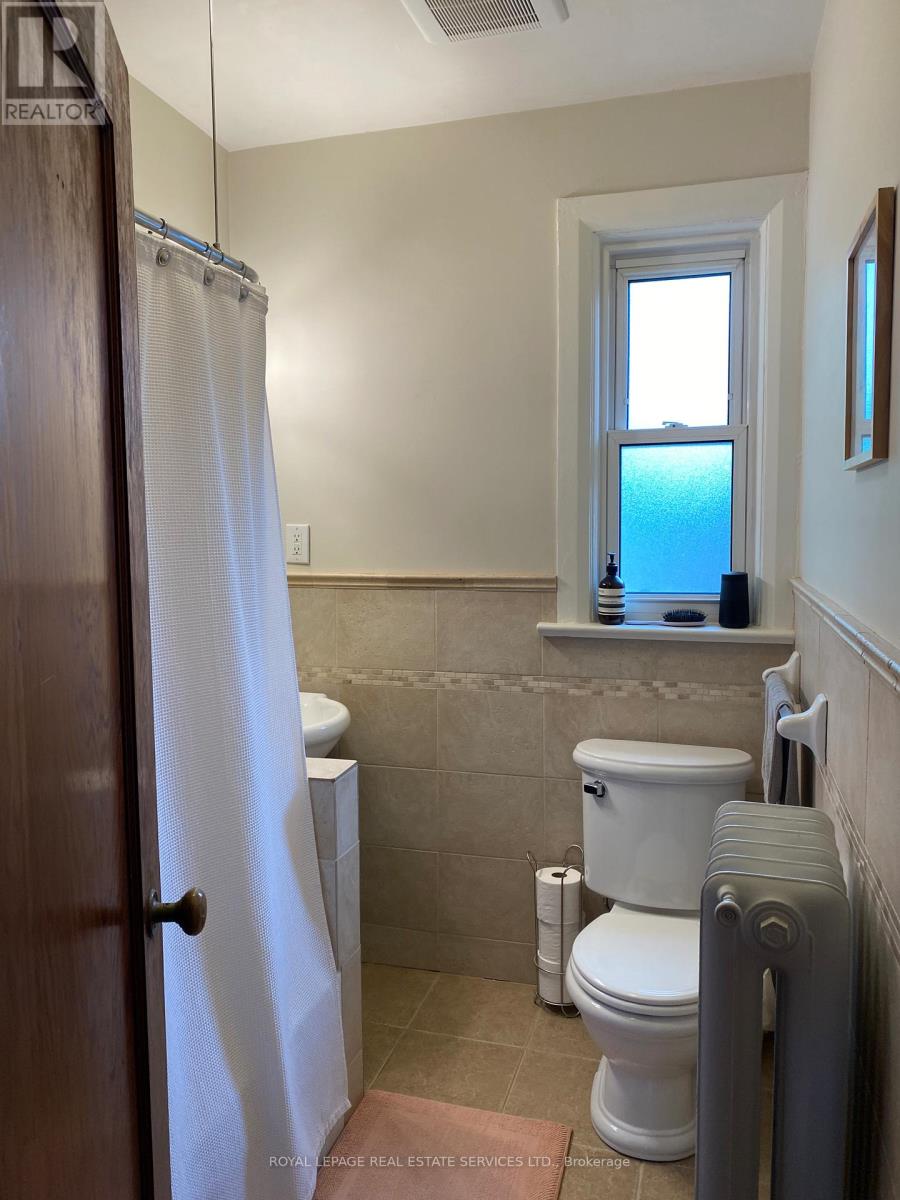 433 Willard Avenue, Toronto, Ontario M6S 3R4 - Photo 14 - W13529740