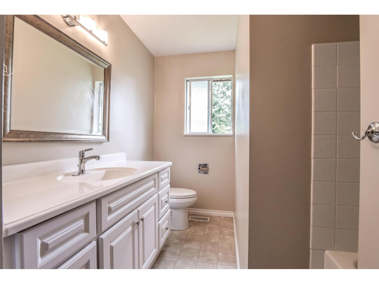 11805 N Cowley Drive, Delta, British Columbia  V4E 1W5 - Photo 12 - R3143208