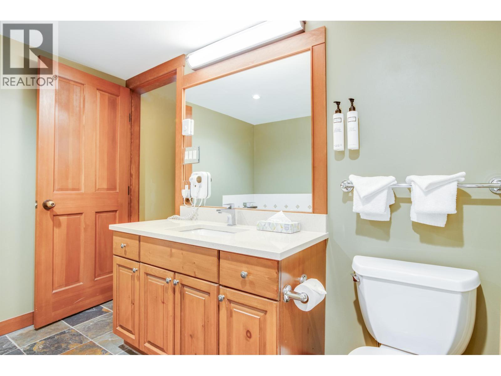 303g2 4653 Blackcomb Way, Whistler, British Columbia  V8E 0Y9 - Photo 12 - R3143151