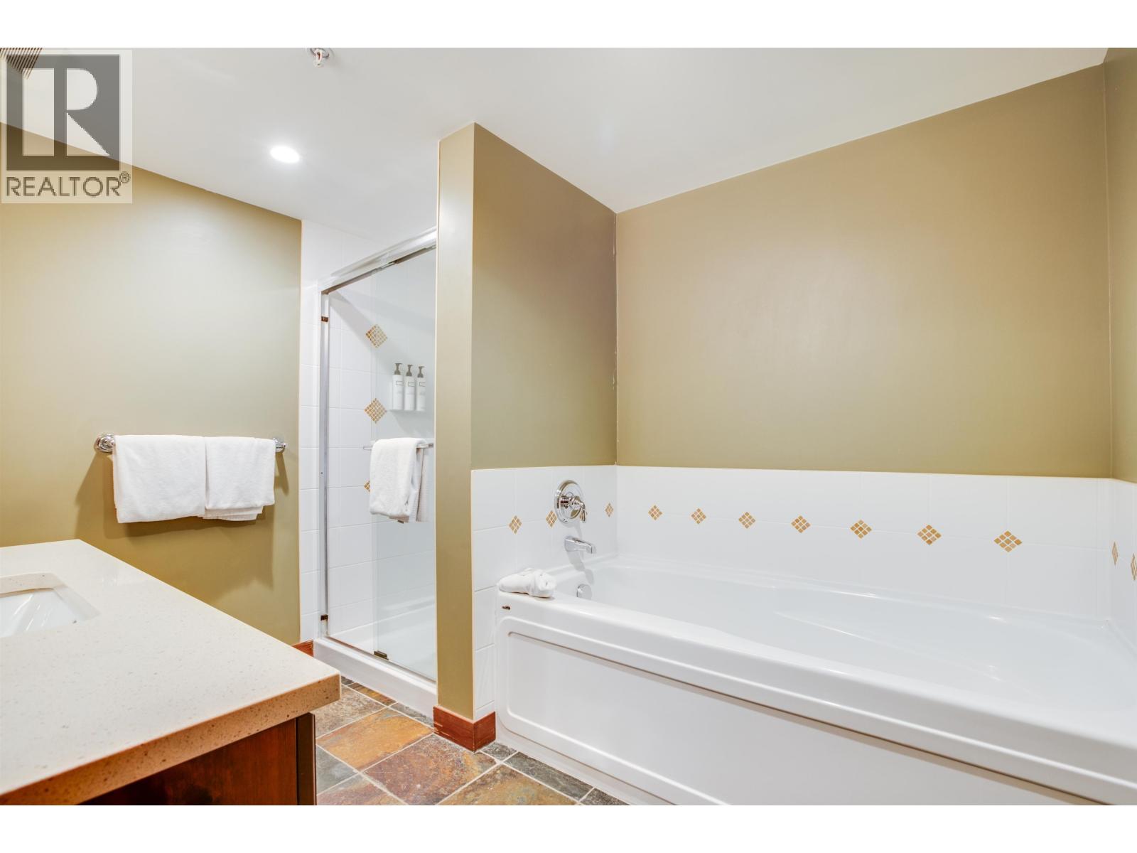 303g2 4653 Blackcomb Way, Whistler, British Columbia  V8E 0Y9 - Photo 13 - R3143151