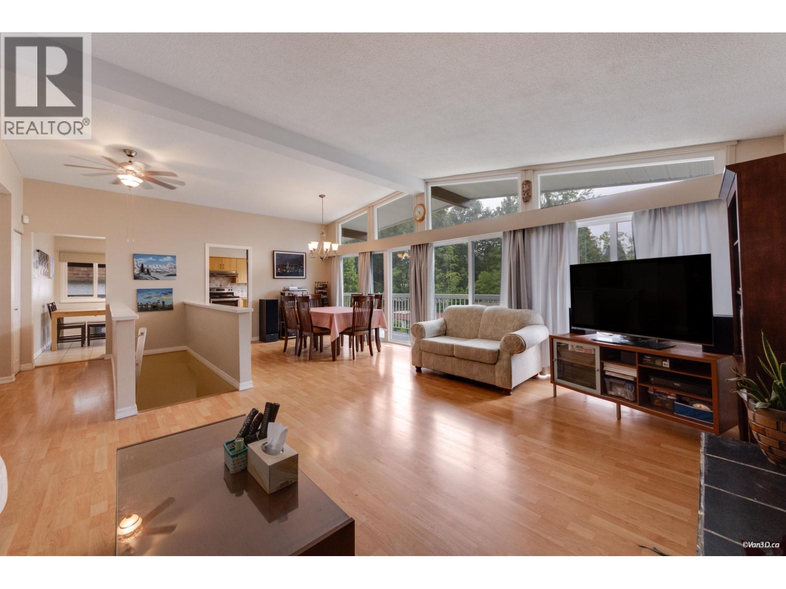 5350 Braelawn Drive, Burnaby, British Columbia  V5B 2H9 - Photo 7 - R3142999