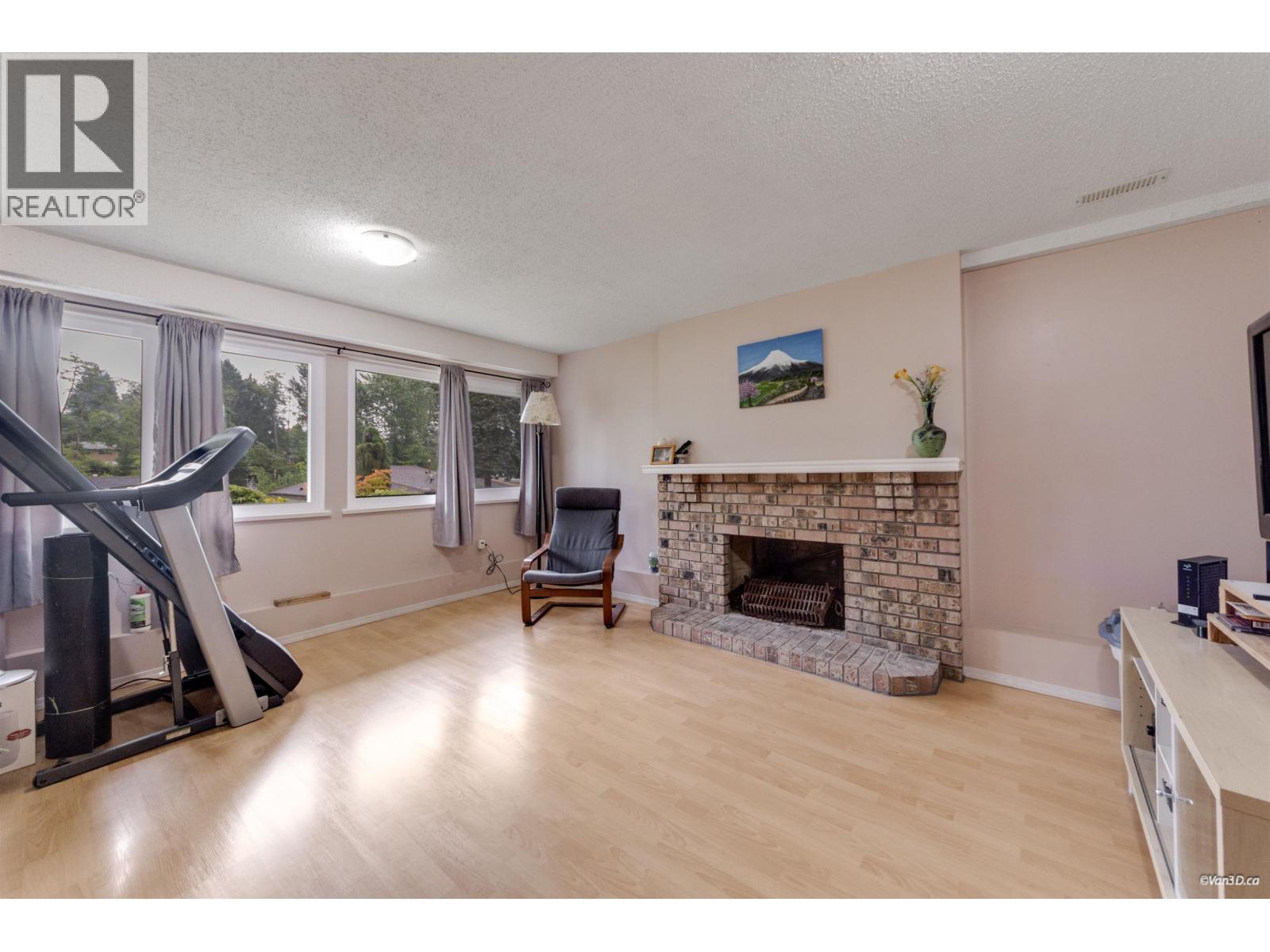5350 Braelawn Drive, Burnaby, British Columbia  V5B 2H9 - Photo 20 - R3142999
