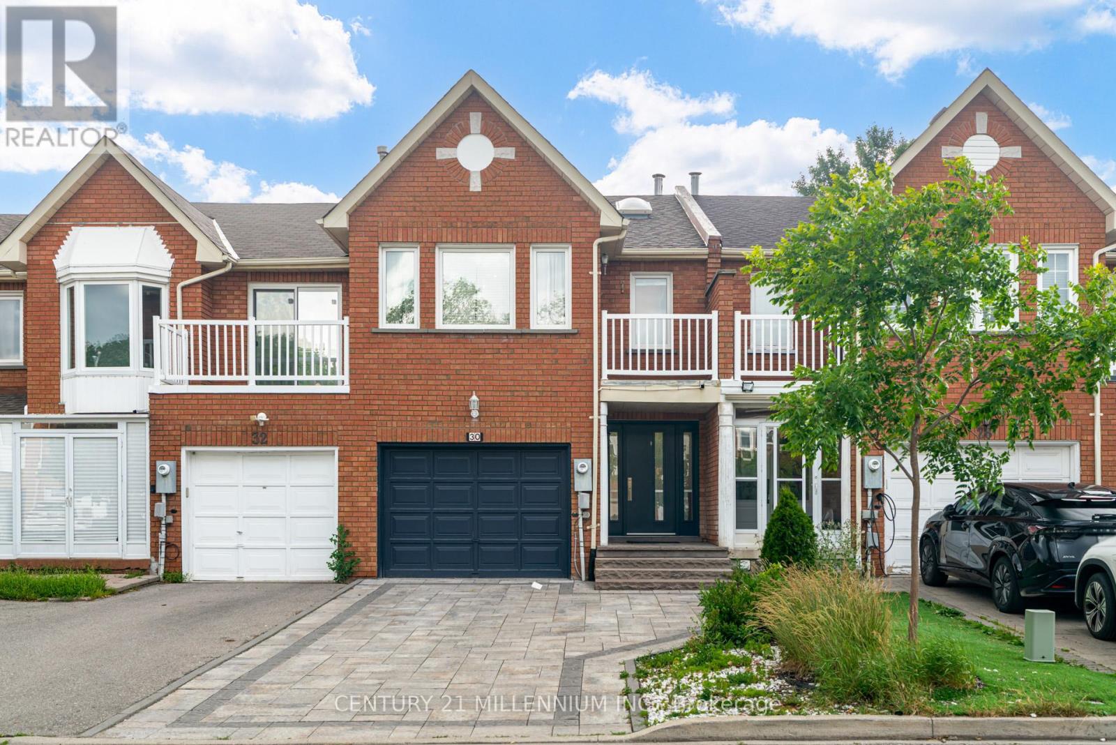 30 QUEENSMILL COURT, richmond hill (doncrest), Ontario