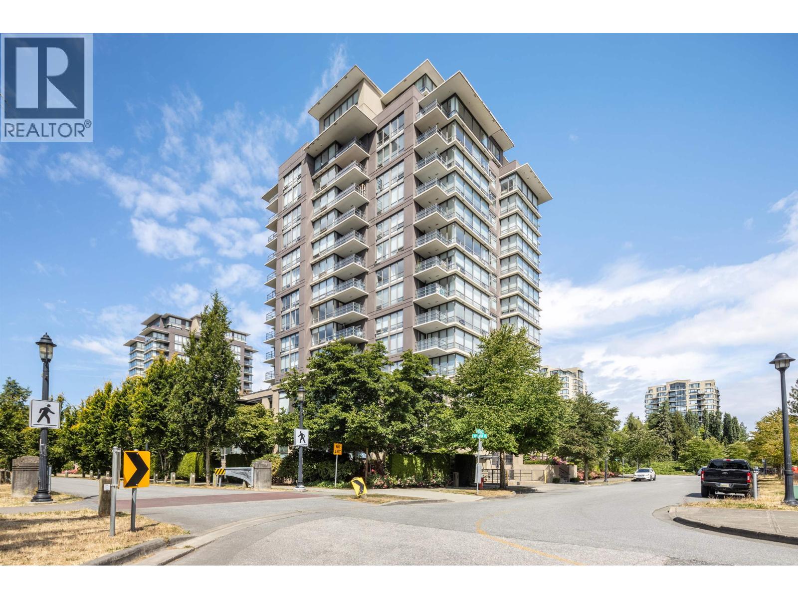 902 6333 Katsura Street, Richmond, British Columbia  V6Y 4L9 - Photo 2 - R3143206