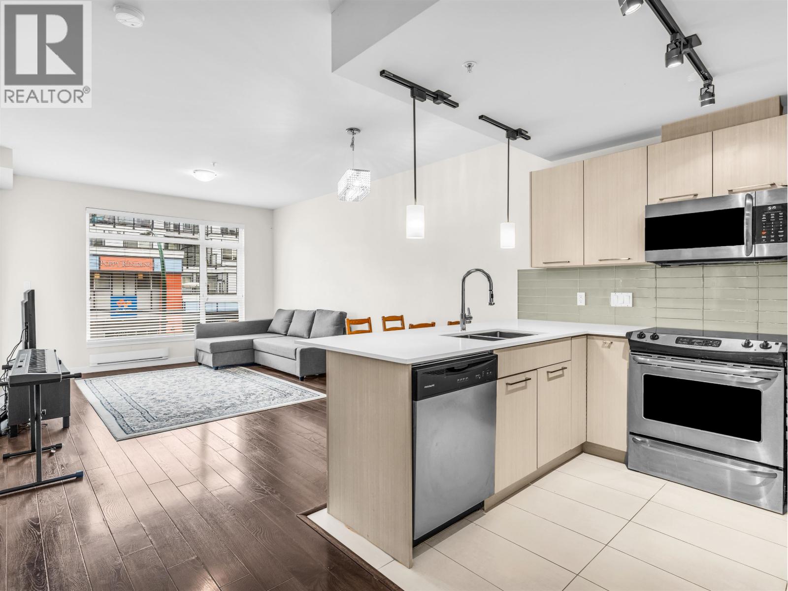 210 5248 Grimmer Street, Burnaby, British Columbia  V5H 0E1 - Photo 10 - R3142276