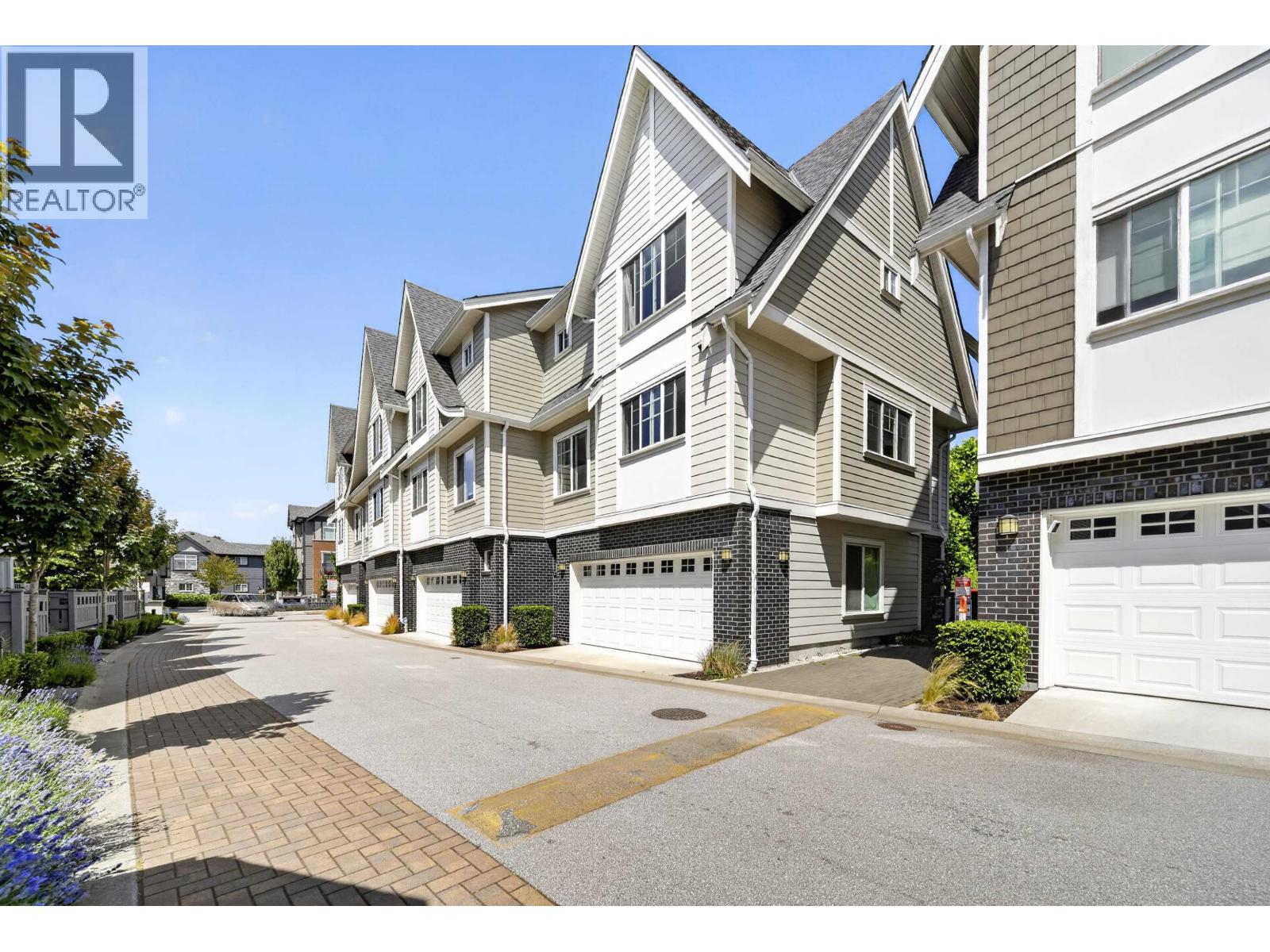 4 7180 Lechow Street, Richmond, British Columbia  V6Y 0K9 - Photo 2 - R3141827