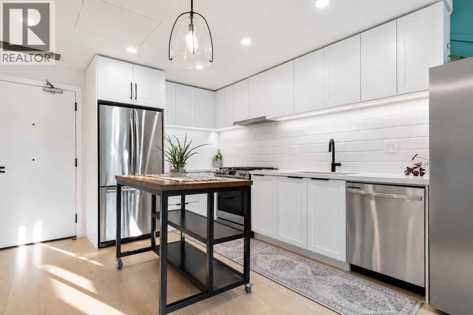 605 3018 St George Street, Port Moody, British Columbia  V3H 0L4 - Photo 12 - R3142566