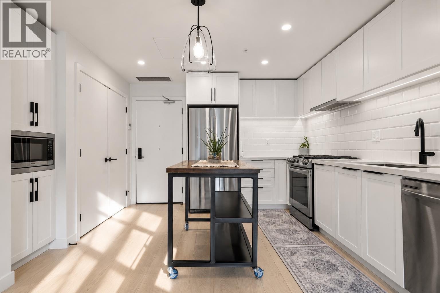 605 3018 St George Street, Port Moody, British Columbia  V3H 0L4 - Photo 6 - R3142566