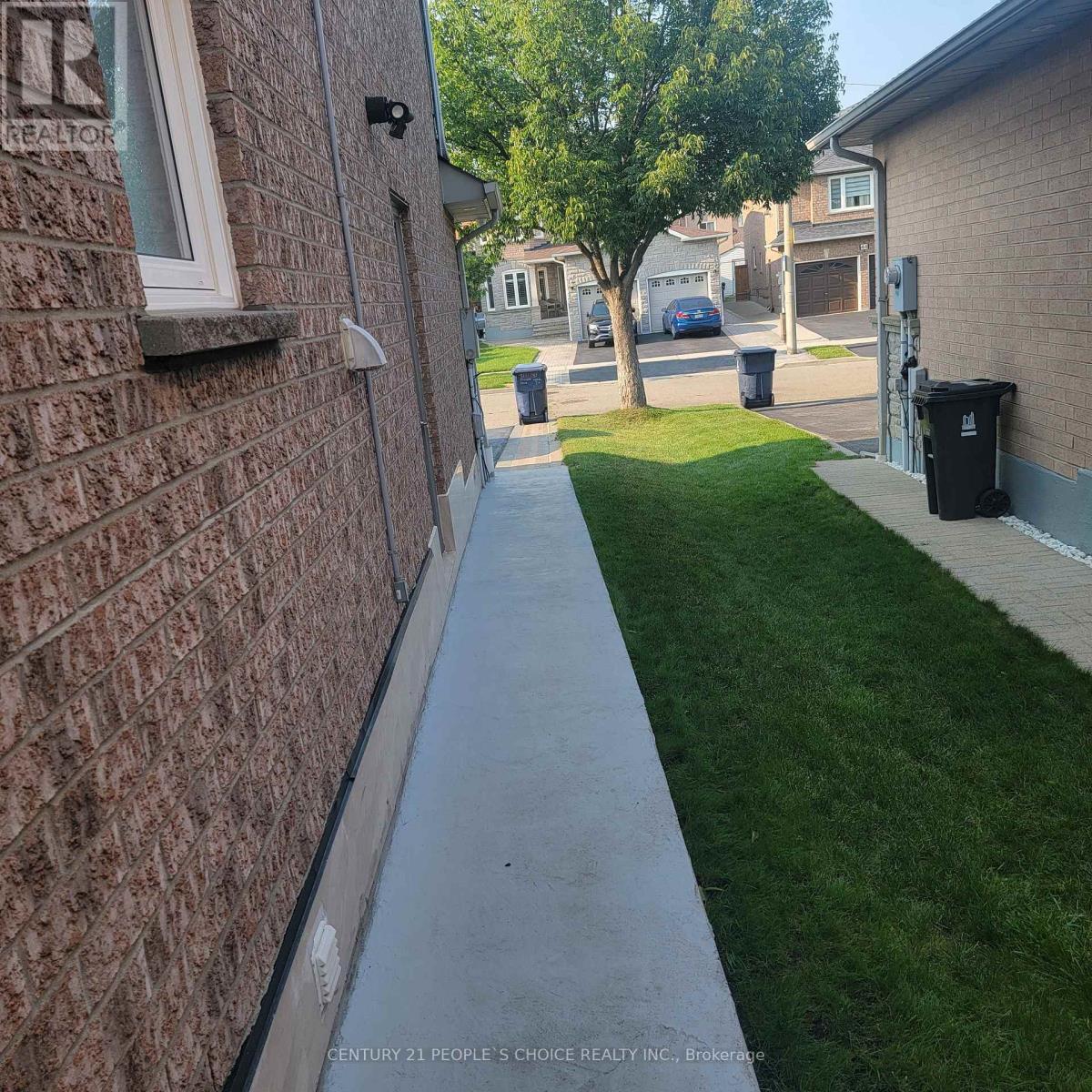 Bsmt - 31 Pinecone Drive, Toronto, Ontario  M9W 7B5 - Photo 17 - W13527020