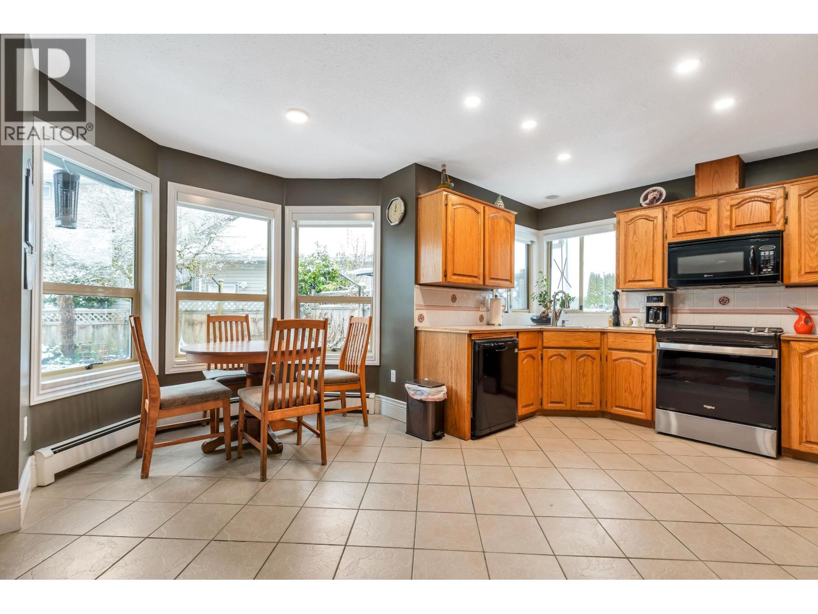 1372 Oxford Street, Coquitlam, British Columbia  V3P 1A2 - Photo 16 - R3142365