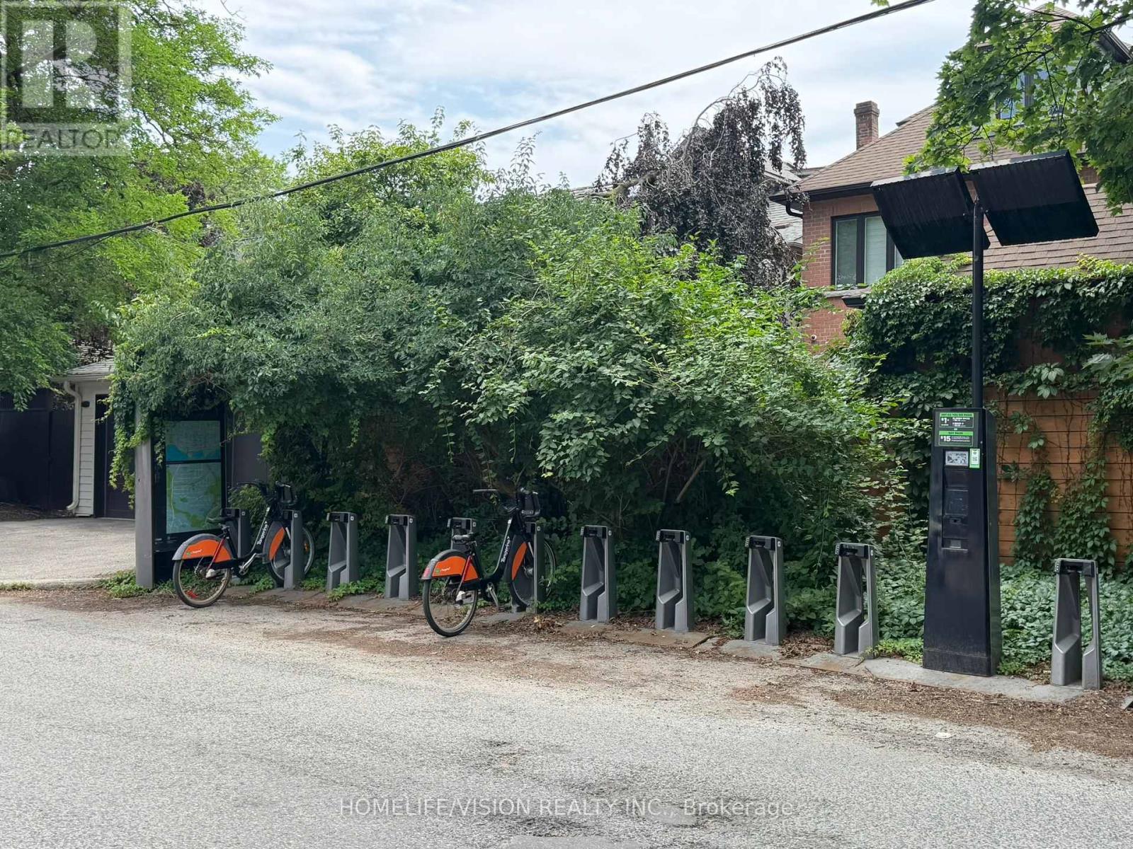 400 Summerhill Avenue, Toronto, Ontario  M4W 2E4 - Photo 33 - C13529070