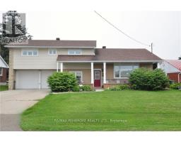 282 CLEMOW AVENUE, Pembroke, Ontario