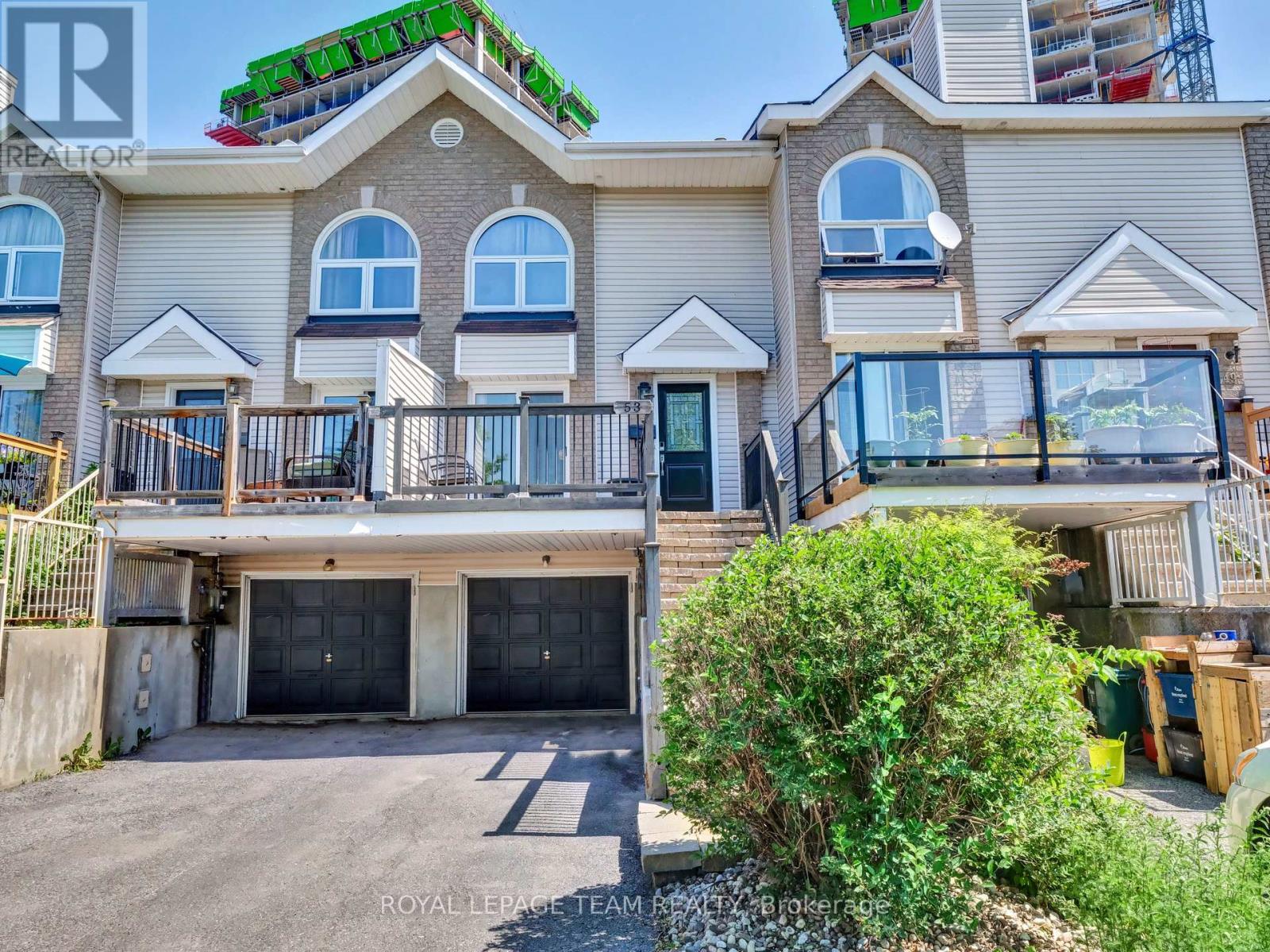 53 THORNBURY CRESCENT, Ottawa