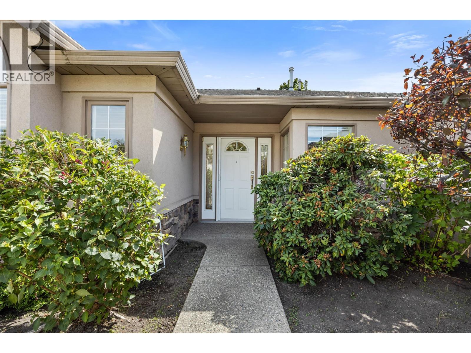 595 Yates Road Unit# 141, Kelowna, British Columbia  V1V 1P8 - Photo 2 - 10393757