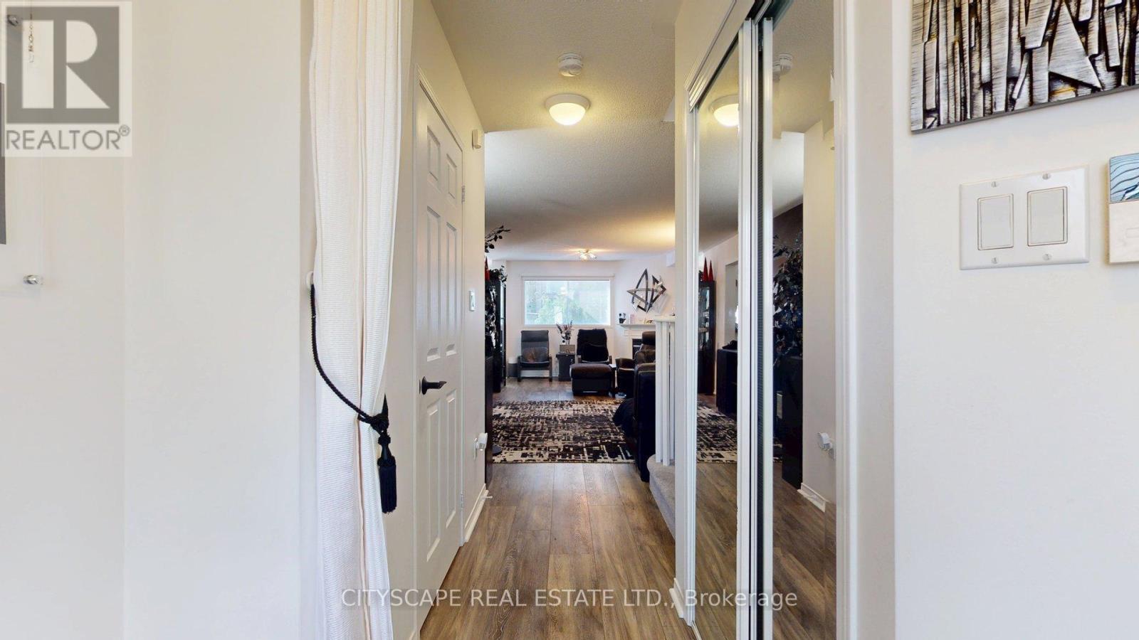 22 Windom Road, Toronto, Ontario  M3C 3Z4 - Photo 20 - C13529882