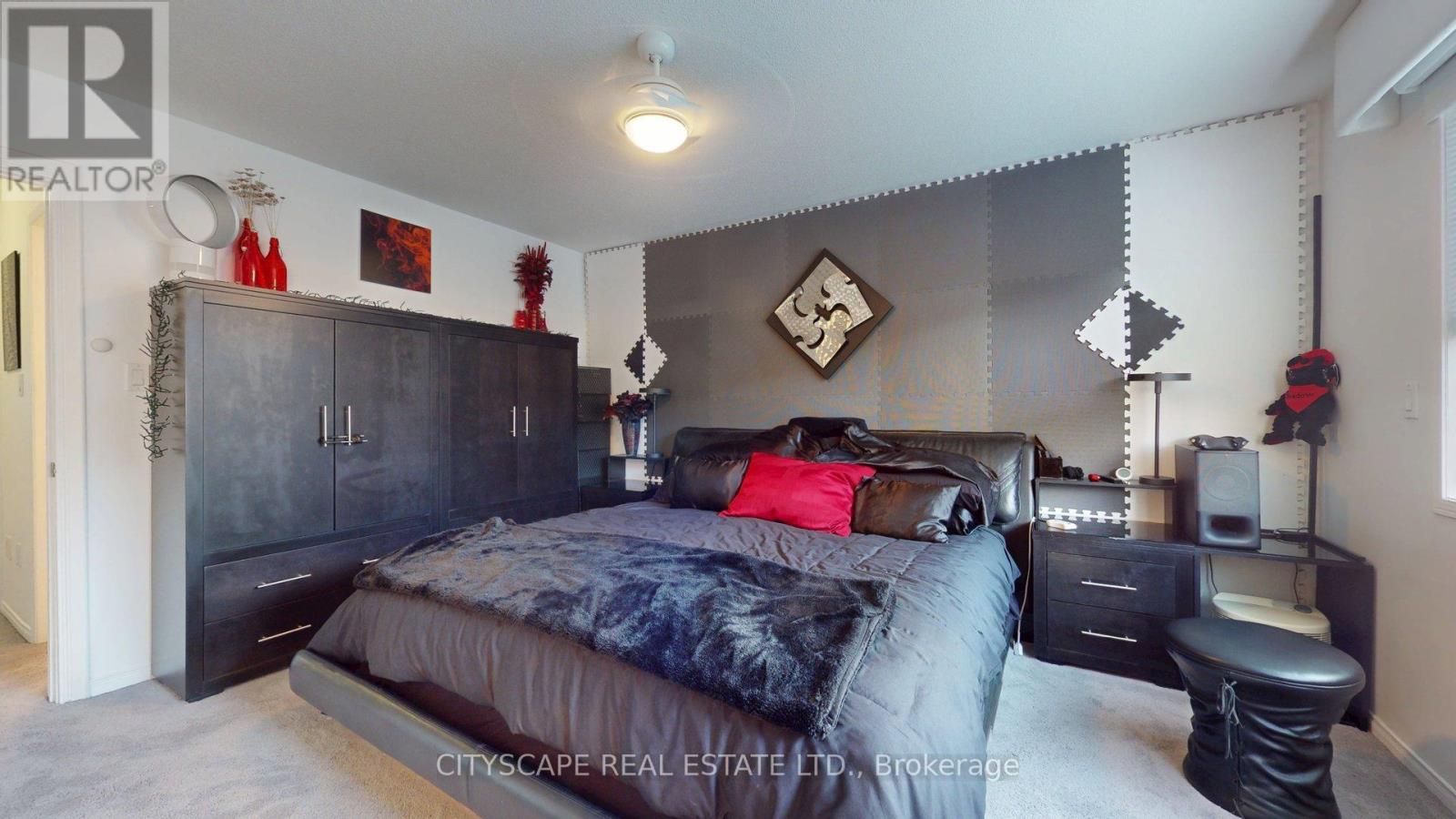 22 Windom Road, Toronto, Ontario  M3C 3Z4 - Photo 8 - C13529882