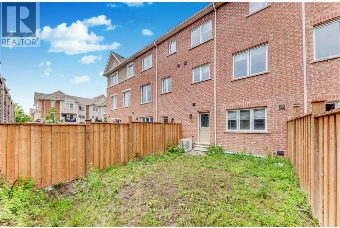 112 Wyndcliff Crescent, Toronto, Ontario  M4A 2K3 - Photo 43 - C13529922